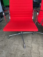 Vitra EA 108 Eames Alu Chair Hopsak Rot Drehbar Nordrhein-Westfalen - Viersen Vorschau