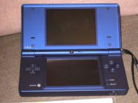 blau-Nintendo DS i  Spiele,Ladekabel-Stift-TOP ZUstand Nordrhein-Westfalen - Oberhausen Vorschau