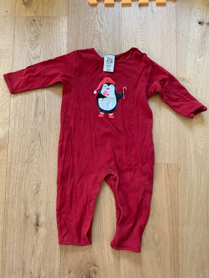 Baby Kinder Schlafanzug Pyjama Set Gr 92 Strampler in Gudendorf