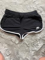 Nike Shorts Gr. S Hessen - Reinhardshagen Vorschau