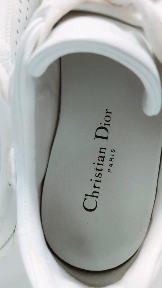 Original DIOR Sneakers weiß 35,5 in Würzburg