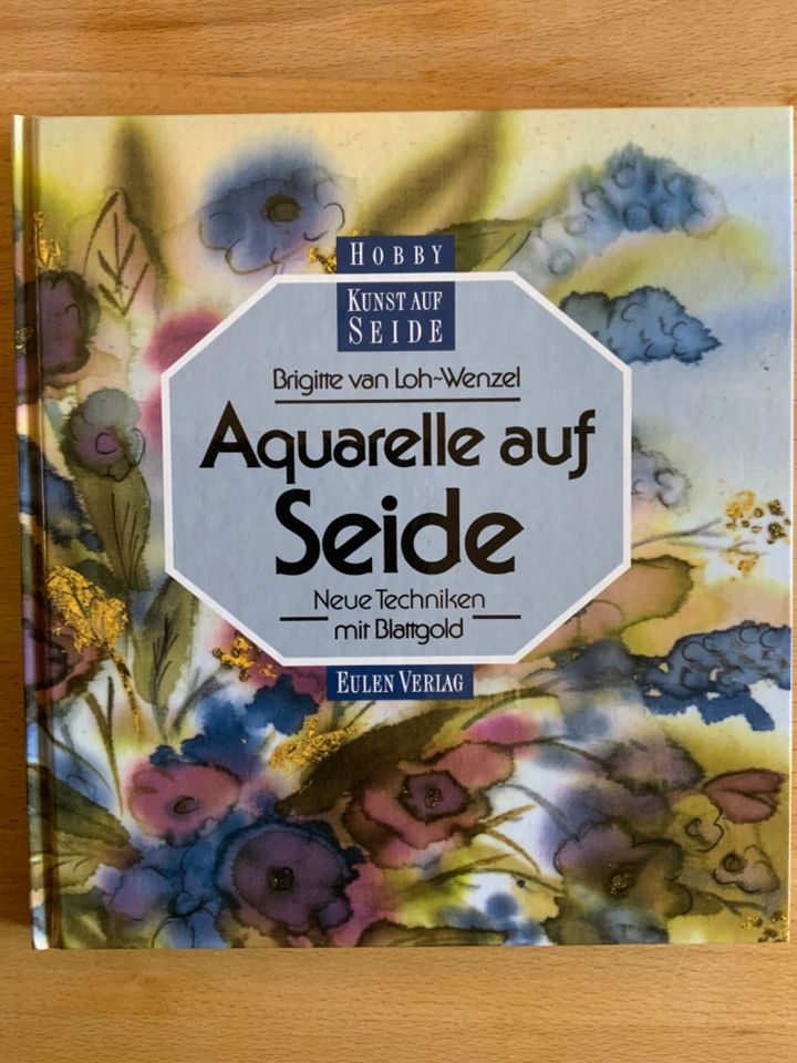 Aquarelle auf Seide,Buch Seidenmalerei,top Zustand in Hirschhorn (Neckar)