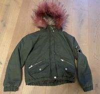 Winterjacke mit Fake Furr 140 wie neu Nordrhein-Westfalen - Wermelskirchen Vorschau