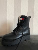 Tommy hilfiger Stiefel Boots Logo Zunge Nordrhein-Westfalen - Oberhausen Vorschau