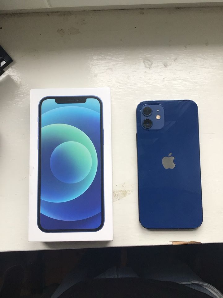 Apple iPhone 12 128 Gb Blau in Steinheim