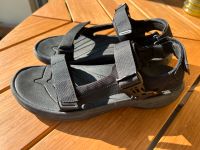 Teva  Sandalen Herren Größe 47 Hessen - Bad Vilbel Vorschau