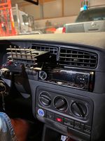 Vw Golf 3 Mk3 Getränkehalter CupHolder einbaufertig Vorbestellung Niedersachsen - Stolzenau Vorschau