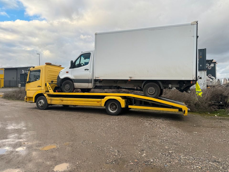 AutoTransport & Abschleppdienst - Kostenlose Auto Verschrottung in Offenbach