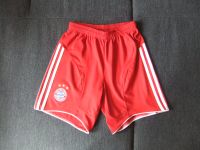 FC Bayern Kindersporthose kurz - sehr gut erhalten - Größe 152 Bayern - Grafing bei München Vorschau