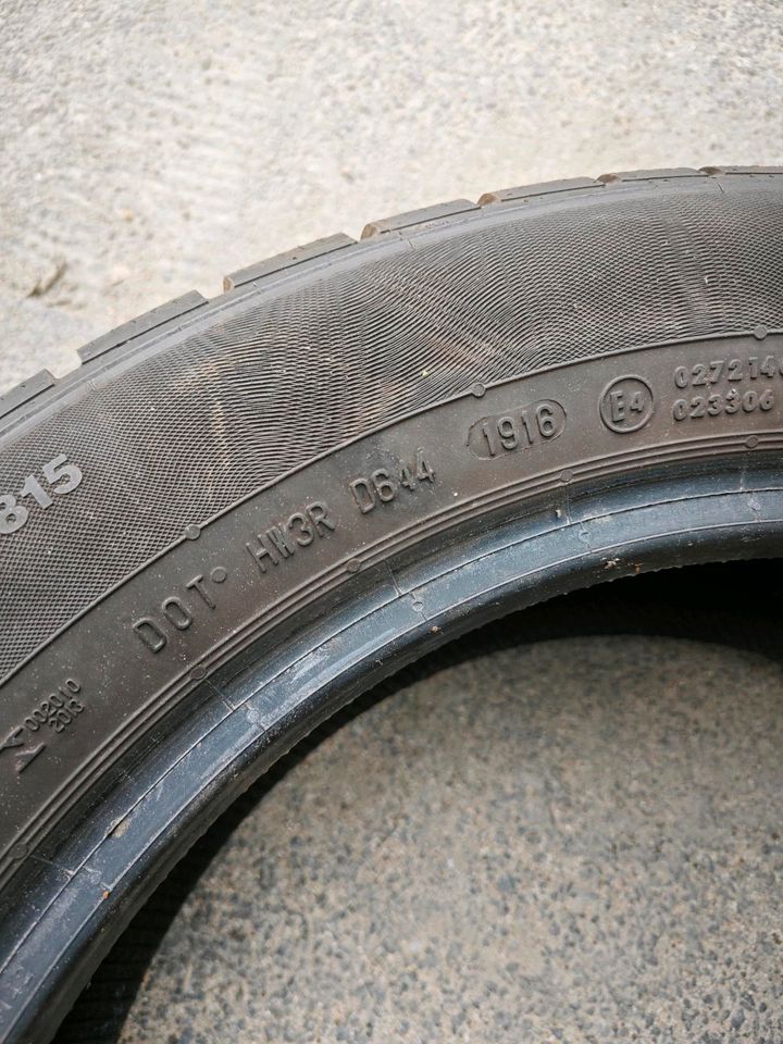 Runflat Continental Reifen 215/55R17 94V in Düsseldorf