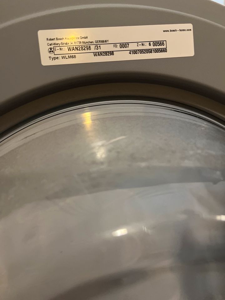 Bosch Waschmaschine 7kg, 3 1/2 jung  A+++ in Elmshorn