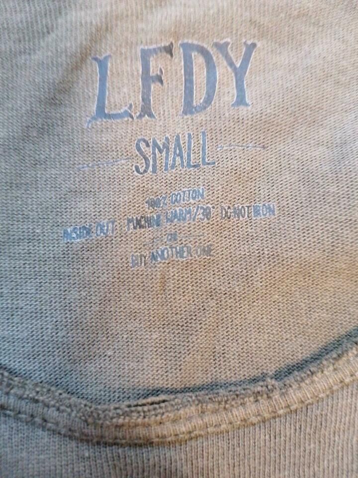 LFDY T-Shirt, Gr. S in Erkrath