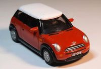 MINI Cooper Modellauto 1872 SIKU 1:87 rot weiß Sachsen-Anhalt - Salzmünde Vorschau