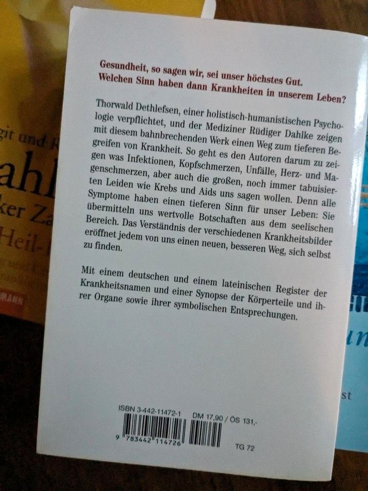 Zwei Bücher von Rüdiger Dahlke,Einmal Thorwald Dethleffsen in Schieder-Schwalenberg