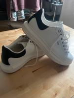 Sneaker Herren Guess Weiß Gr.42 Nordrhein-Westfalen - Witten Vorschau