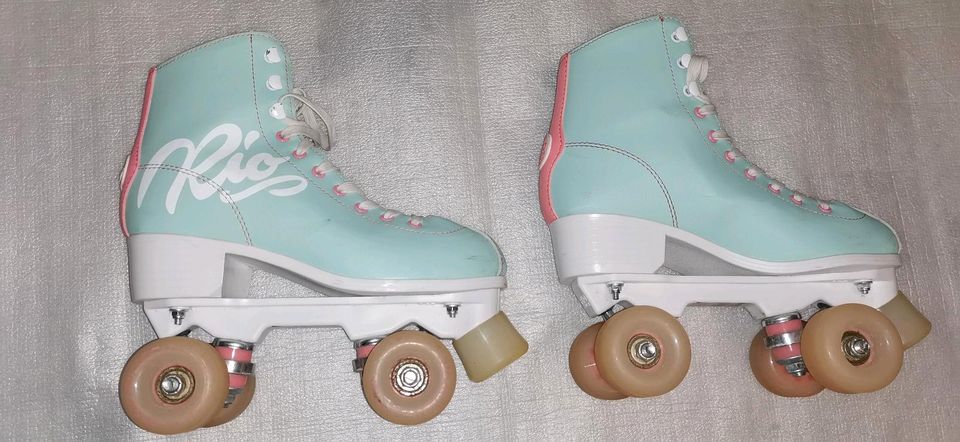 RIO Roller Rollschuhe Quad Skates teal / coral  Gr. 38 in Fulda