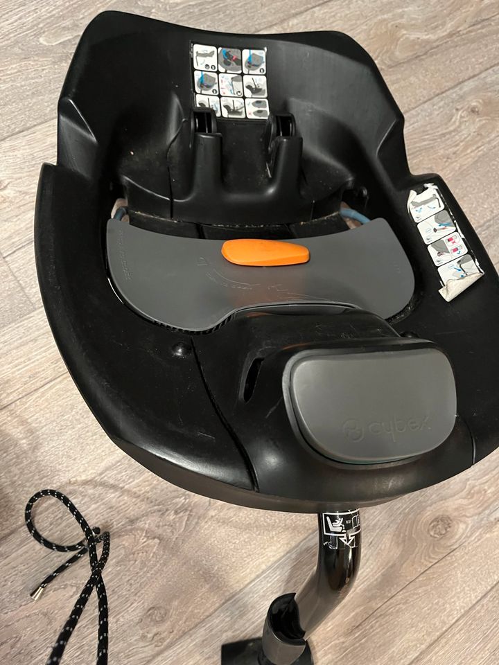 Cybex Cloud Platinum,isofix, Autositz Kindersitz schale, liegefun in Schonungen