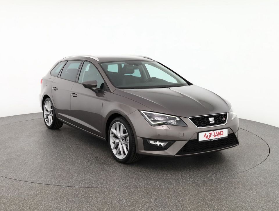 Seat Leon ST 1.8 TSI DSG FR LED Teilleder Sitzheizung in Hannover