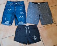 Wie neu! Shorts Zara H&M Cars Größe 164 Ripped Palmen Niedersachsen - Aurich Vorschau