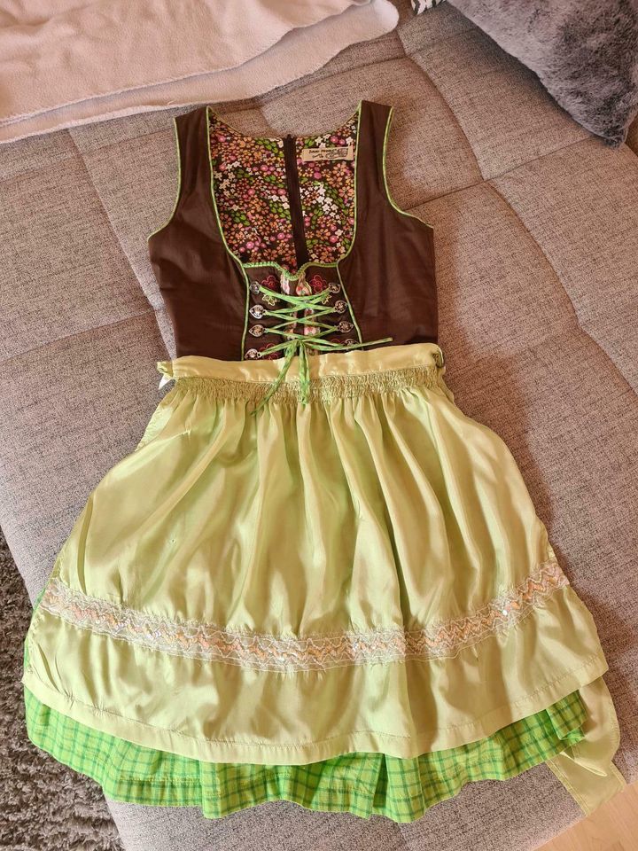 Verkaufe David Moore Dirndl Größe 38 mit Bluse in Nittenau