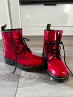 Rote Dr. Martens Größe 38 Nordrhein-Westfalen - Finnentrop Vorschau