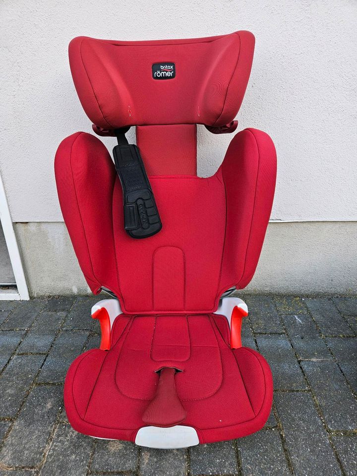 Britax Römer Kidfix 2 XP Kindersitz 15-36 kg in Ribnitz-Damgarten