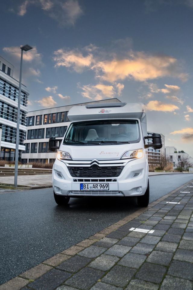 Wohnmobil Mieten Bürstner LyseoTD_690_G in Bielefeld