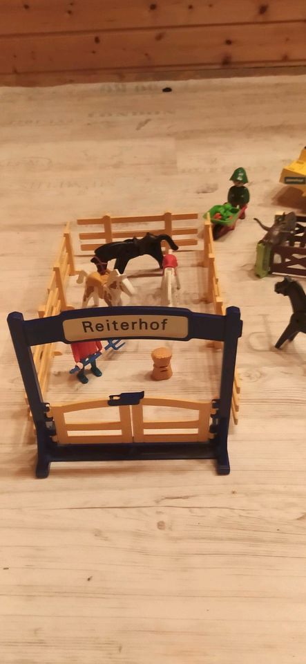 Playmobil Reiterhof Bauernhof 80er 90er in Nürnberg (Mittelfr)