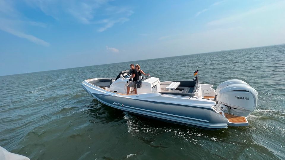 ZAR 85 SL SPORT LUXURY VORFÜHRBOOT - ZARFORMENTI  ** Sofort LB in Schortens