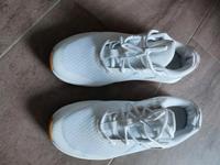 Nike Damenschuhe zu verkaufen! NEUWERTIG Niedersachsen - Barßel Vorschau