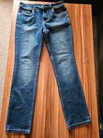 Jeans, Jeanshose von C&A "The Straight" Gr. 38 Köln - Bickendorf Vorschau