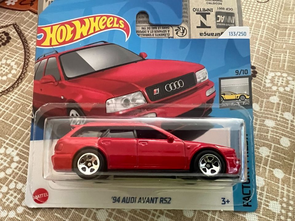 Hot Wheels 94 Audi Avant RS 2 in Reinhardshagen