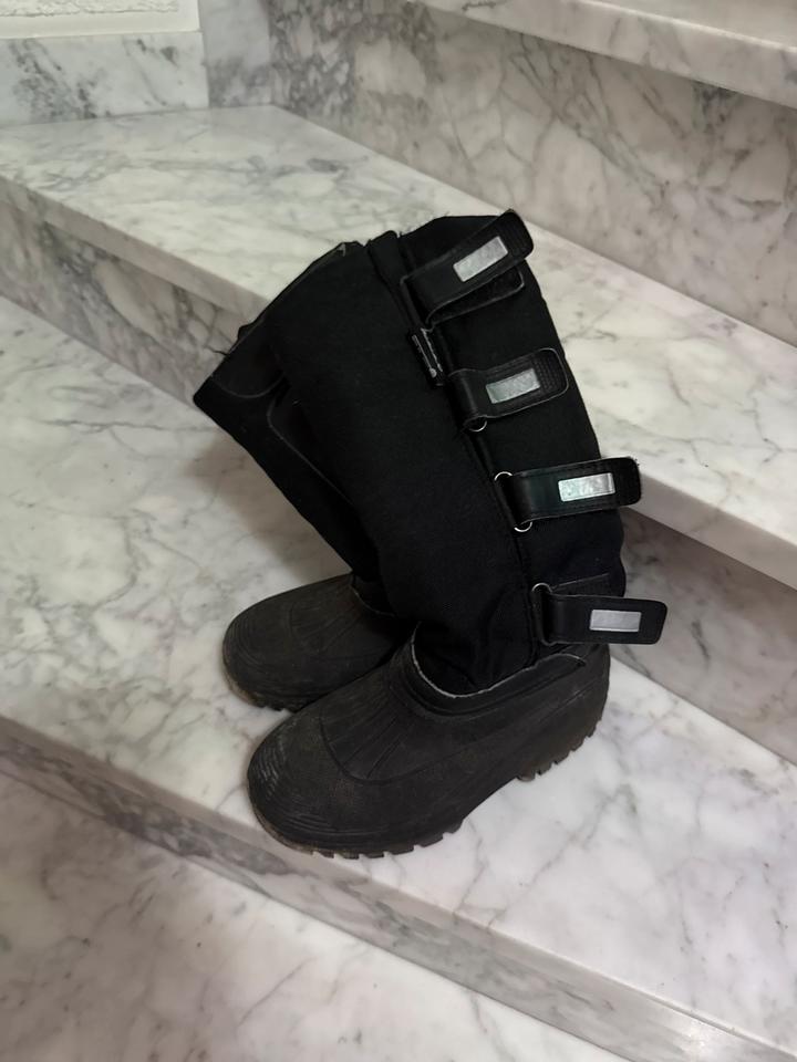 Winterreitstiefel / Gummistiefel Gr. 33 aber fallen größer aus in Nettetal