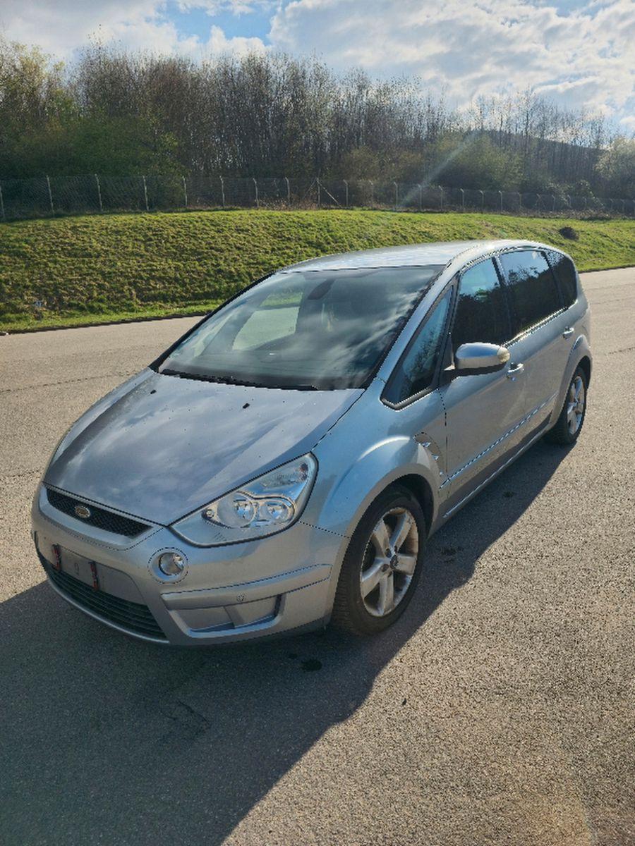 Abbildung des Autos Ford S-Max 2,0 TDCi 103k…