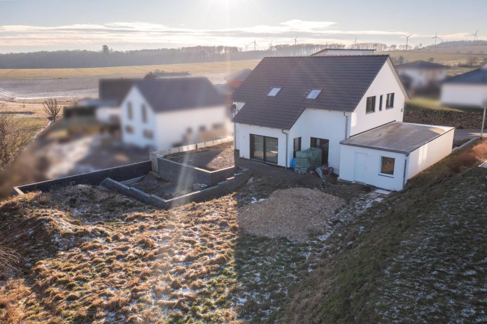 Energieeffizientes Familienhaus in malerischer Feldrandlage als Alternative zum Neubau in Horn