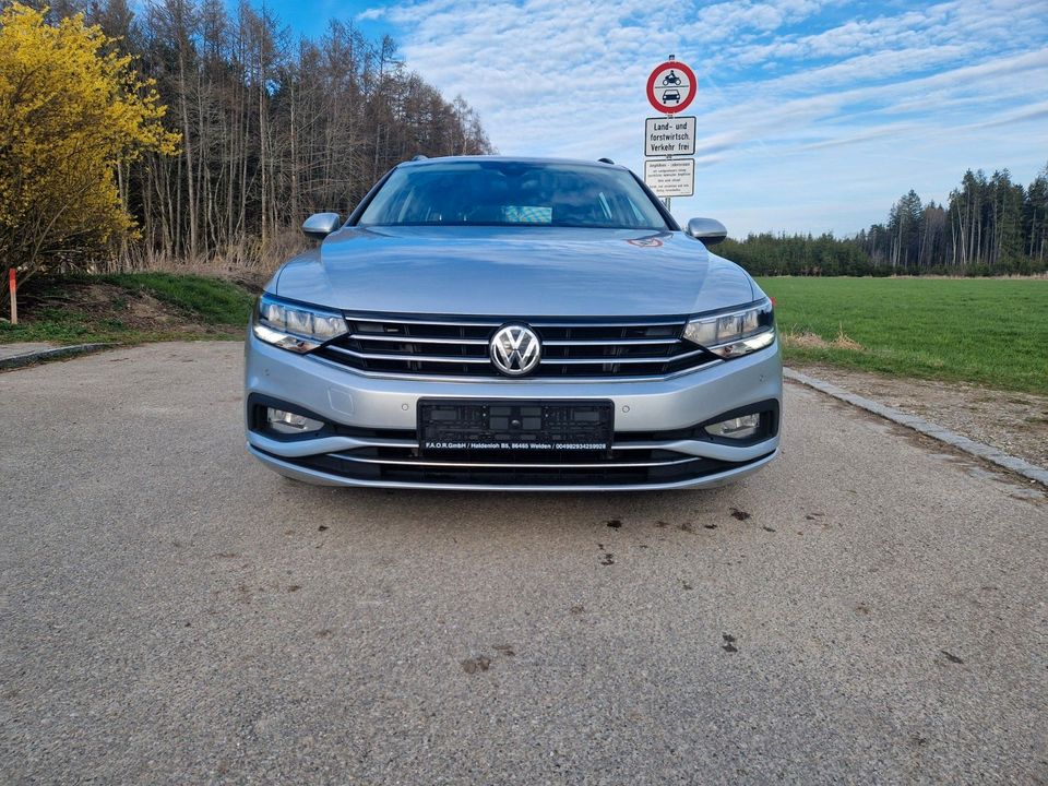 Volkswagen Passat Variant Business in Welden