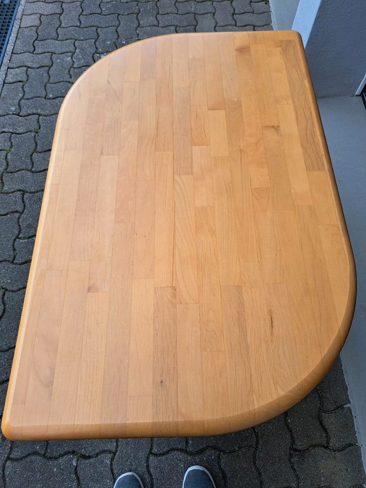 Tisch höhenverstellbar in Grünenbach Allgäu