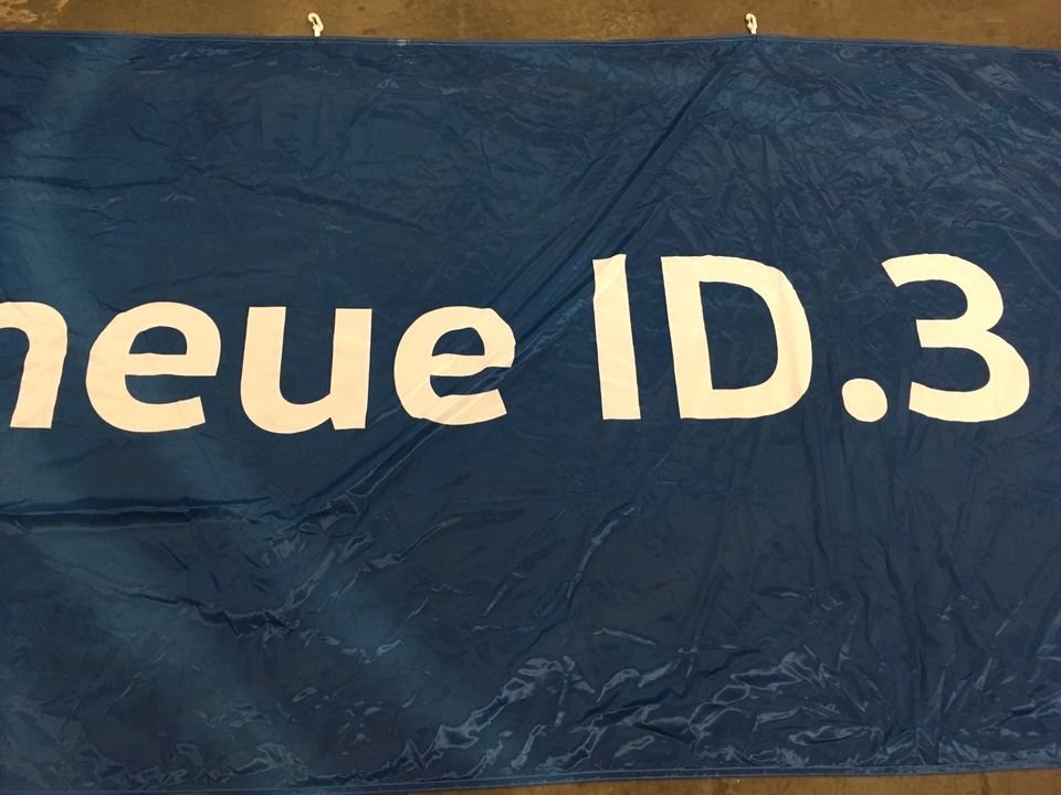 VW ID.3 Fahne Flagge (380x145cm) in Iserlohn