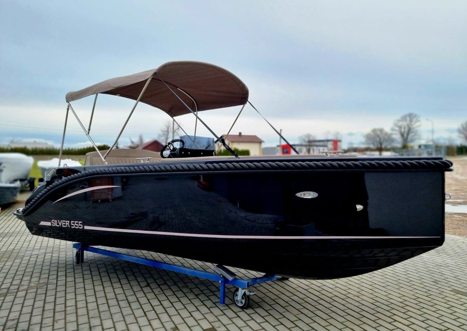 SILVER 555 GFK Boot MotorBoot silveryacht Gleiter Modell 2024 in Bernau