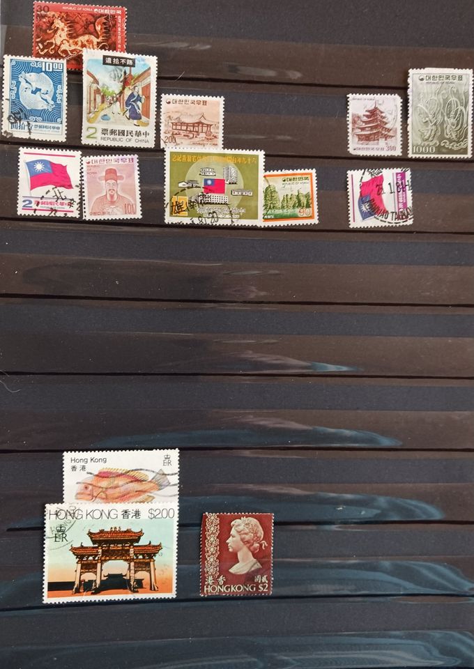 Briefmarkenalbum + Briefmarkensammlung, gebraucht zu verkaufen in Ellzee