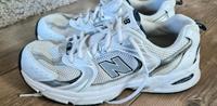 New Balance 530 silver white Gr. 40 guter Zustand Düsseldorf - Reisholz Vorschau