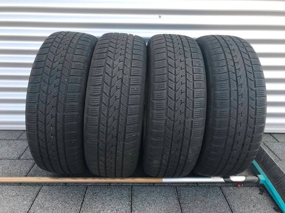 Nissan Juke Alufelgen auf Winterreifen 205/60R16 96H in Elsnigk