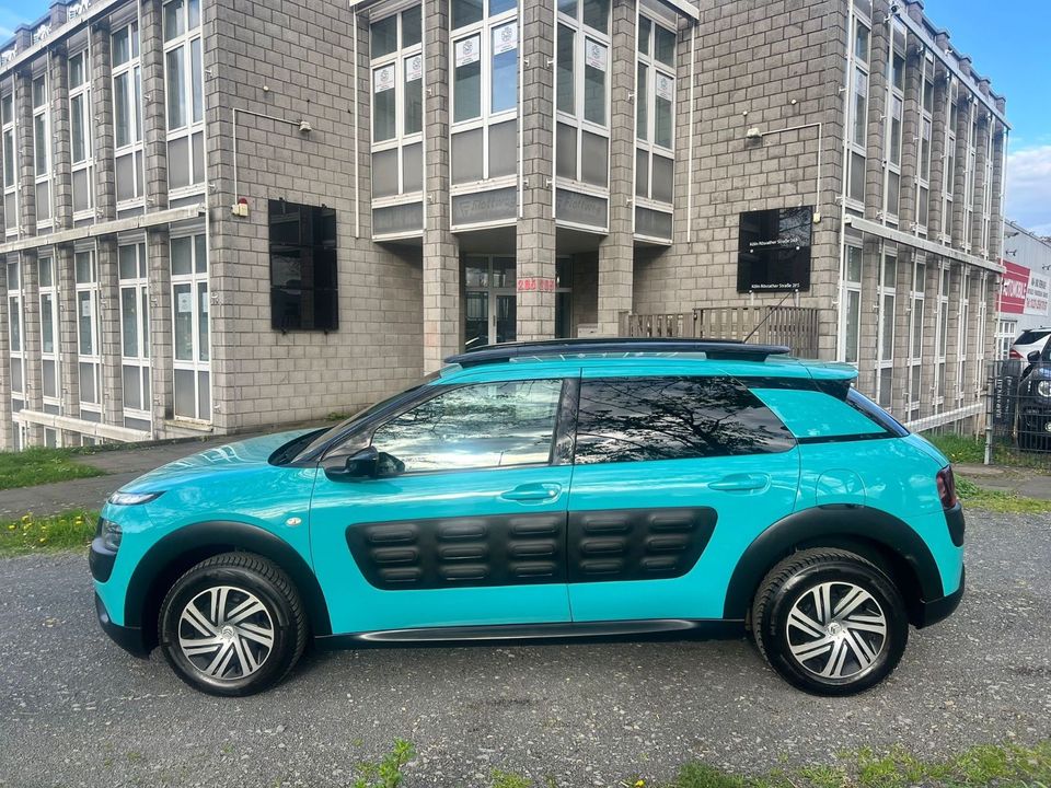 Citroën C4 Cactus Shine diesel + Navi + Klimaa.+ in Köln