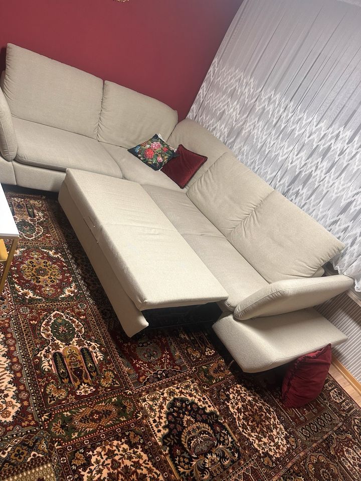 Sofa mit Schlaffunktion in Nürnberg (Mittelfr)