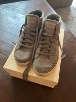 Esprit Sneaker Turnschuhe Schuhe Gr 38 München - Bogenhausen Vorschau