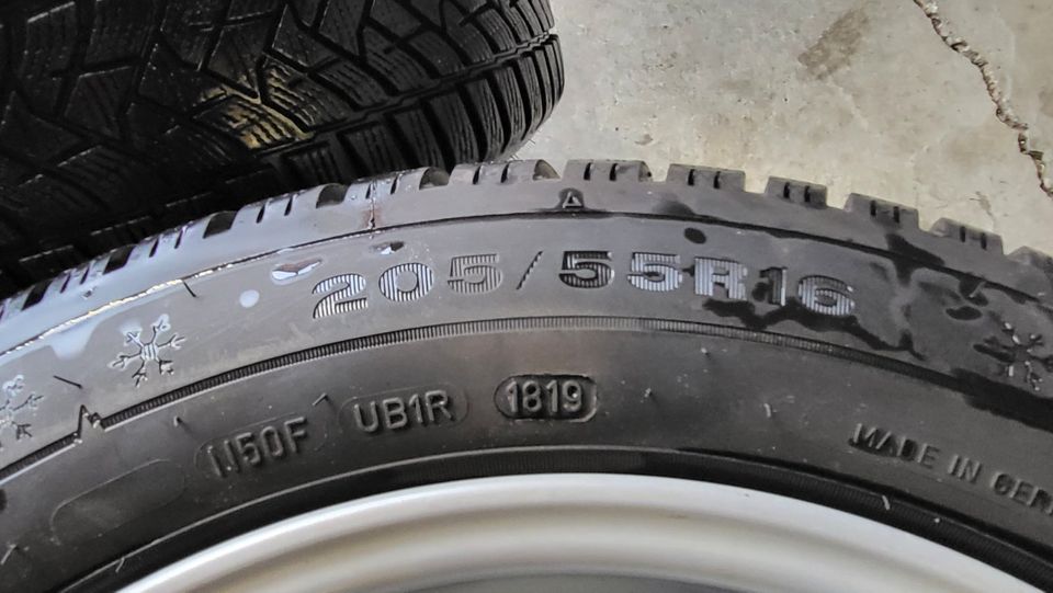 4 Alufelgen DEZENT mit Winterbereifung 205/55 R 16 91H mit Flocke in Ansbach