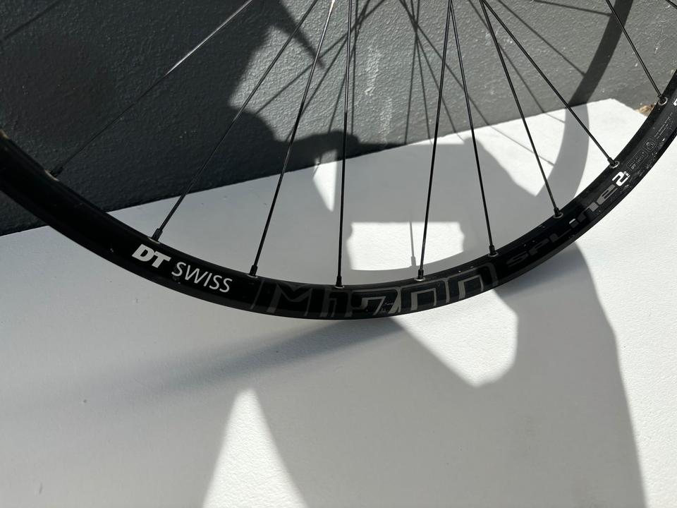 DT Swiss m 1700  Laufradsatz 27,5 Zoll 22,5 mm Standardmaß in Freiburg im Breisgau
