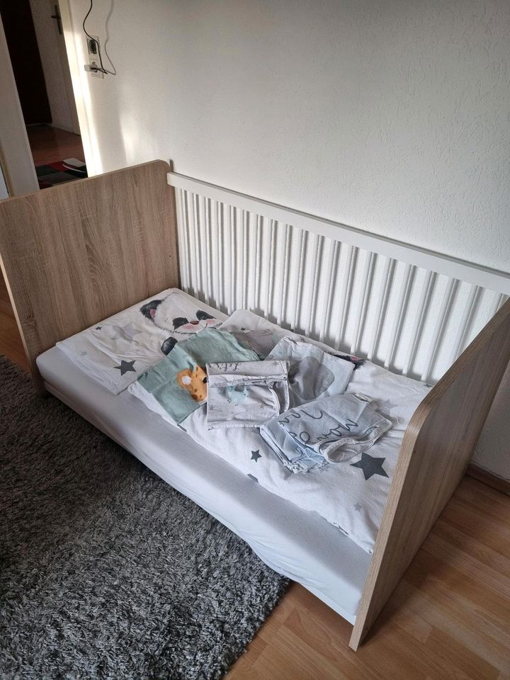 Baby Bett - Höhenverstellbar in Oderwitz
