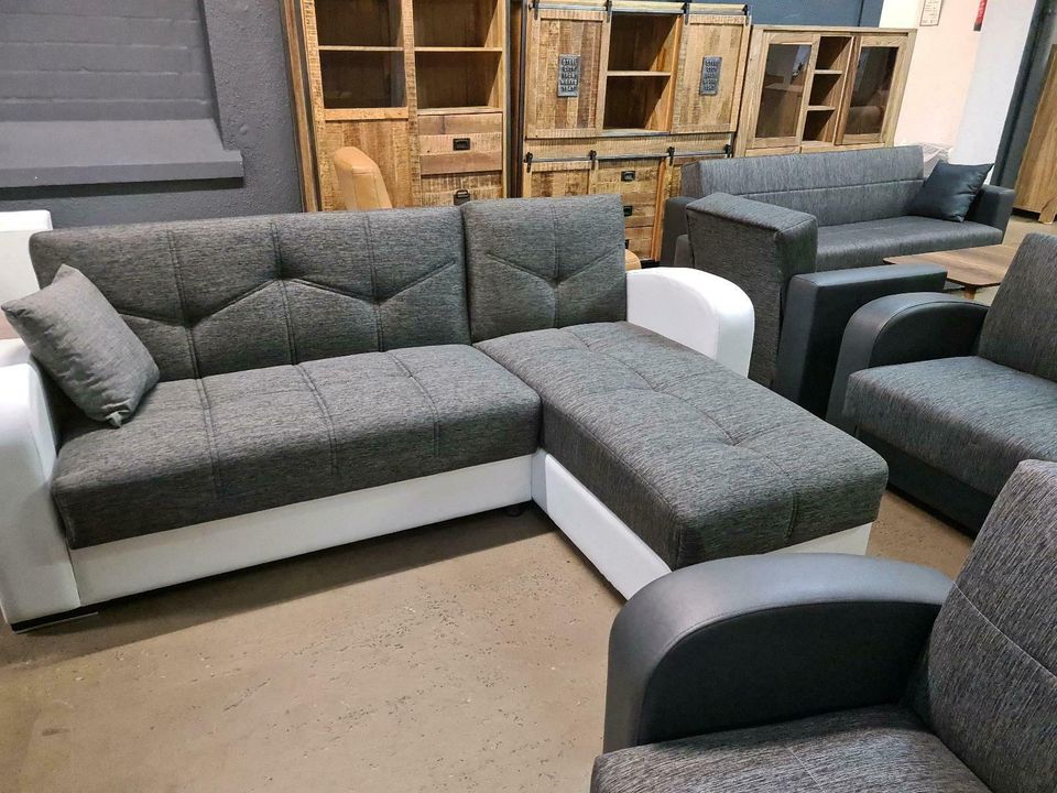 Sofa Couch Bett Möbelhaus Sonderverkauf Lagerverkauf neuwertig in Herford