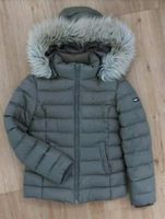 Tommy Hilfiger Damen Daunenjacke mit Kapuze Gr. S Frankfurt am Main - Gallusviertel Vorschau